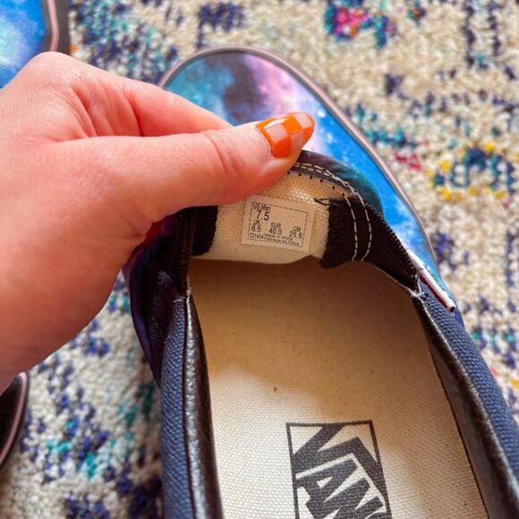 Vans Custom Galaxy Print Slip-On Sneakers – Women’s 9.5 💙 - Picture 3 of 6